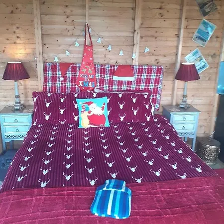 Inishowen Ocean-view Chalet *